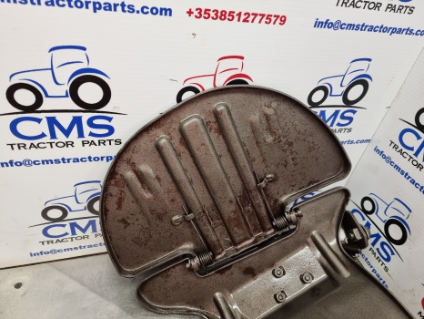 New Holland T5.120, T4, T5 Series Driver Passenger Seat, Frame 48107211 - Ülés - Mezőgazdasági gépek: 3 kép. New Holland T5.120, T4, T5 Series Driver Passenger Seat, Frame 48107211 - Ülés - Mezőgazdasági gépek: 3 kép.