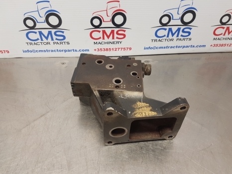 New Holland T7040, T7030, T7050, Case Puma Hydraulic Body Valve 47136304 - Hidraulikus szelep - Traktor: 5 kép. New Holland T7040, T7030, T7050, Case Puma Hydraulic Body Valve 47136304 - Hidraulikus szelep - Traktor: 5 kép.