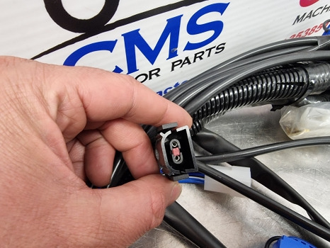 New Holland Tm120-tm155 Engine Wiring Loom, New 82021032 - Kábel/ Kábelkorbácso: 4 kép. New Holland Tm120-tm155 Engine Wiring Loom, New 82021032 - Kábel/ Kábelkorbácso: 4 kép.