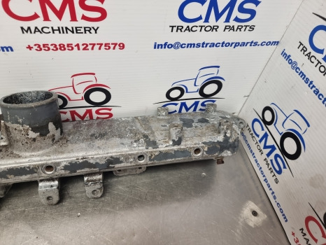 New Holland Tm135, Tm125, Case Mxm Engine Inlet Manifold 87801839, 87800492 - Légbeszívó rendszer: 3 kép. New Holland Tm135, Tm125, Case Mxm Engine Inlet Manifold 87801839, 87800492 - Légbeszívó rendszer: 3 kép.