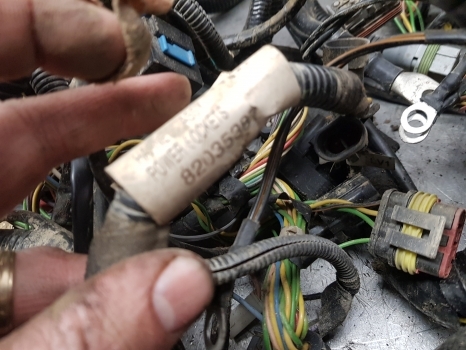 New Holland Tsa Series Cab Wiring Loom 87313607, 82035387, 82039441, 87304271 - Kábel/ Kábelkorbácso - Traktor: 3 kép. New Holland Tsa Series Cab Wiring Loom 87313607, 82035387, 82039441, 87304271 - Kábel/ Kábelkorbácso - Traktor: 3 kép.