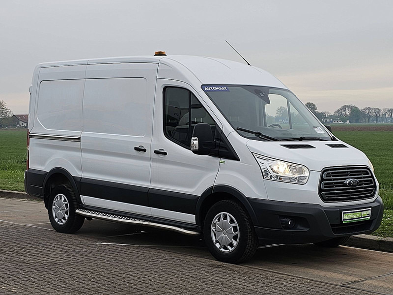 Ford Transit 2.0 L2H2 Automaat Navi! - Furgon: 4 kép. Ford Transit 2.0 L2H2 Automaat Navi! - Furgon: 4 kép.