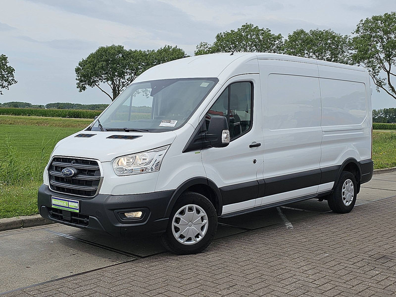 Ford Transit 2.0 L3H2 Automaat Navi! - Kis furgon: 2 kép. Ford Transit 2.0 L3H2 Automaat Navi! - Kis furgon: 2 kép.