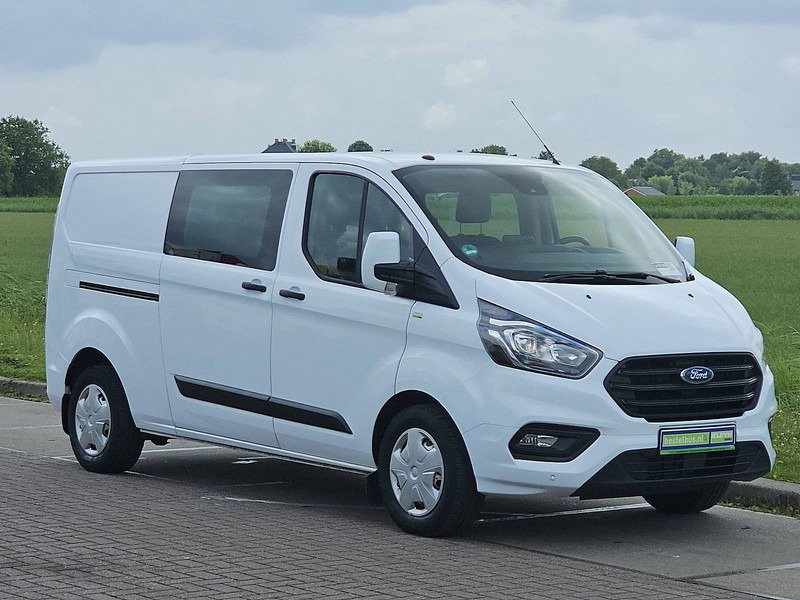 Ford Transit Custom 2.0 L2H1 Dub.- Cab. Navi - Kis furgon: 4 kép. Ford Transit Custom 2.0 L2H1 Dub.- Cab. Navi - Kis furgon: 4 kép.