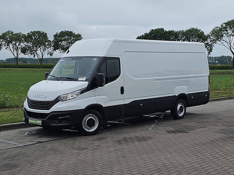 Iveco Daily 35S14 L4H2 Maxi Automaat - Furgon: 2 kép. Iveco Daily 35S14 L4H2 Maxi Automaat - Furgon: 2 kép.