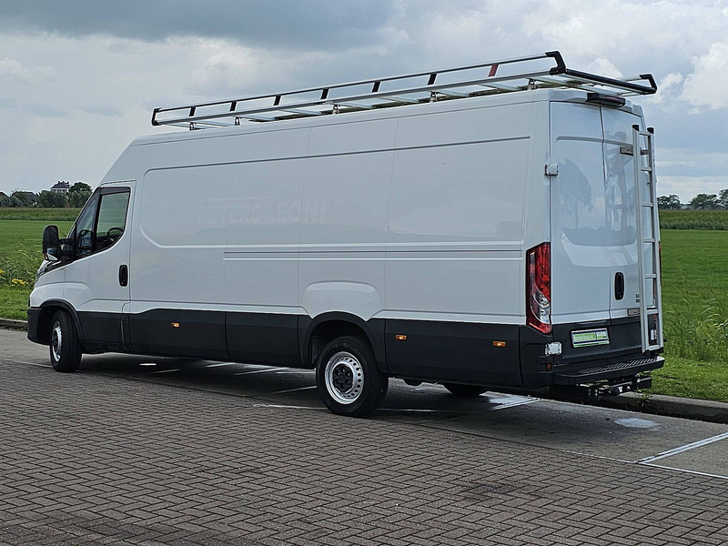 Iveco Daily 35S18 XL ac automaat EURO6 - Furgon: 5 kép. Iveco Daily 35S18 XL ac automaat EURO6 - Furgon: 5 kép.