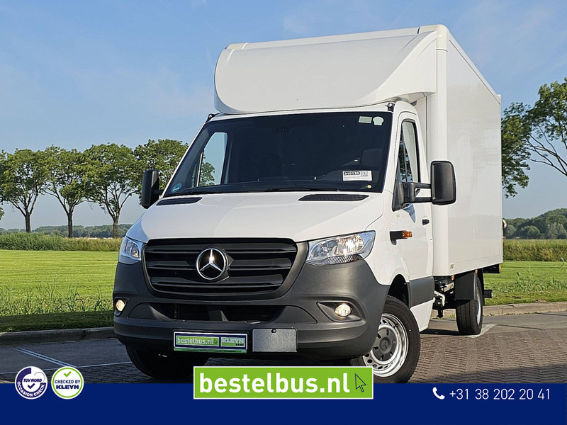 Mercedes-Benz Sprinter 317 Bakwagen Laadklep! - Dobozos kisteherautó: 1 kép. Mercedes-Benz Sprinter 317 Bakwagen Laadklep! - Dobozos kisteherautó: 1 kép.