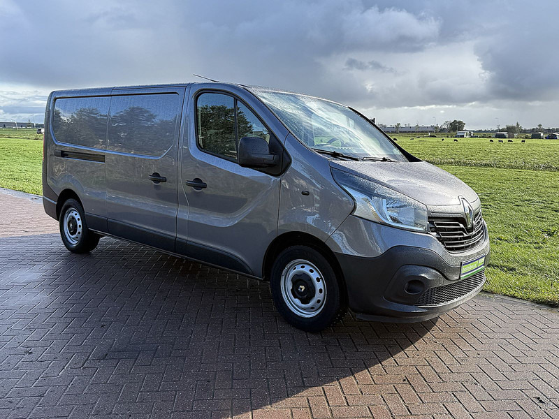 Renault Trafic 1.6 DCI - Kis furgon: 4 kép. Renault Trafic 1.6 DCI - Kis furgon: 4 kép.