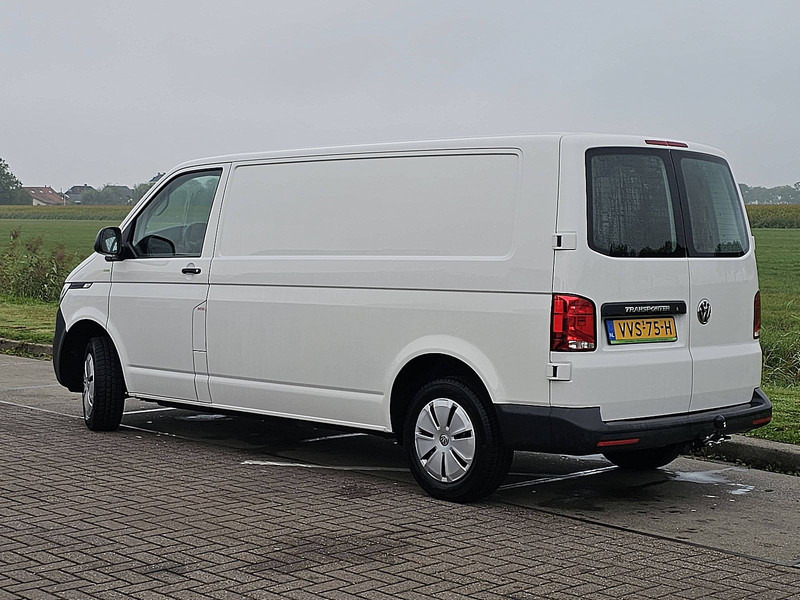 Volkswagen Transporter 2.0 TDI L2H1 Trekhaak AC - Kis furgon: 5 kép. Volkswagen Transporter 2.0 TDI L2H1 Trekhaak AC - Kis furgon: 5 kép.