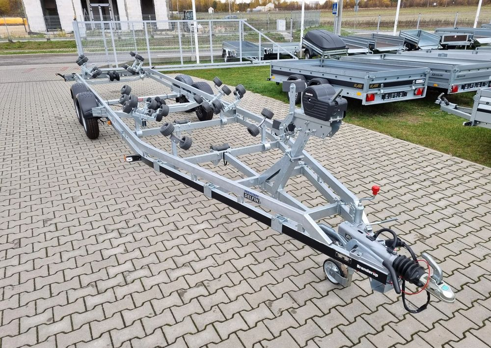 BRENDERUP 303500 XTB SR - Csónakszállító utánfutó: 1 kép. BRENDERUP 303500 XTB SR - Csónakszállító utánfutó: 1 kép.