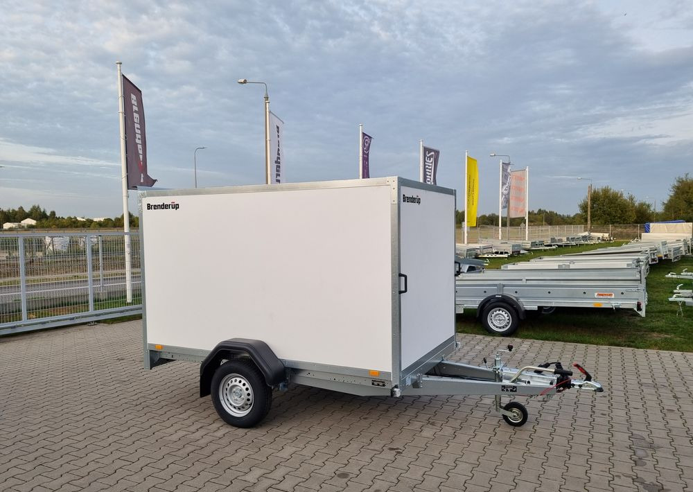 BRENDERUP Cargo CD 260 WBR 1000 | 260 x 155 x 150 cm - Pótkocsi dobozos: 3 kép. BRENDERUP Cargo CD 260 WBR 1000 | 260 x 155 x 150 cm - Pótkocsi dobozos: 3 kép.