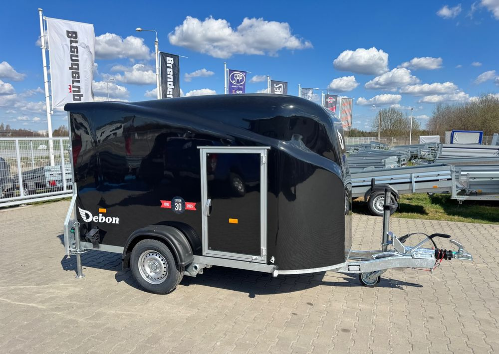 DEBON Cargo 1300 + drzwi boczne | 300 x 150 x 170 cm / 750 - 1300 kg DMC - Pótkocsi dobozos: 1 kép. DEBON Cargo 1300 + drzwi boczne | 300 x 150 x 170 cm / 750 - 1300 kg DMC - Pótkocsi dobozos: 1 kép.