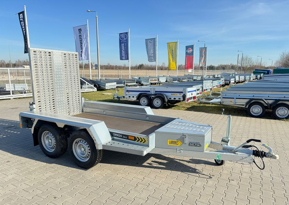 LORRIES TPM20 - przyczepa do przewozu koparki, bobcat , koparka 2700 kg - Gépszállító utánfutó: 1 kép. LORRIES TPM20 - przyczepa do przewozu koparki, bobcat , koparka 2700 kg - Gépszállító utánfutó: 1 kép.