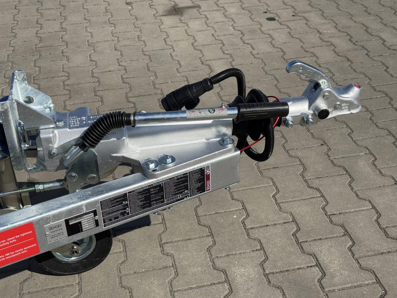 Új Gépszállító utánfutó TA-NO BOB 35.36 | 3500kg | 360x179 cm: 24 kép. Új Gépszállító utánfutó TA-NO BOB 35.36 | 3500kg | 360x179 cm: 24 kép.