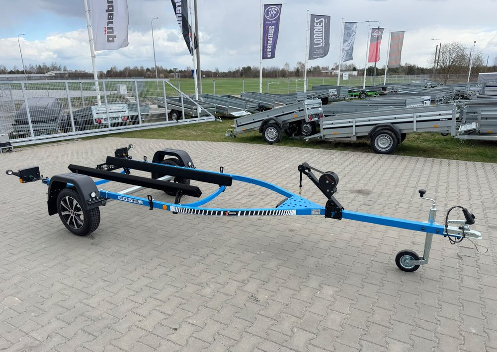 THOMAS TRAILERS pod skuter wodny - Autó utánfutó: 2 kép. THOMAS TRAILERS pod skuter wodny - Autó utánfutó: 2 kép.