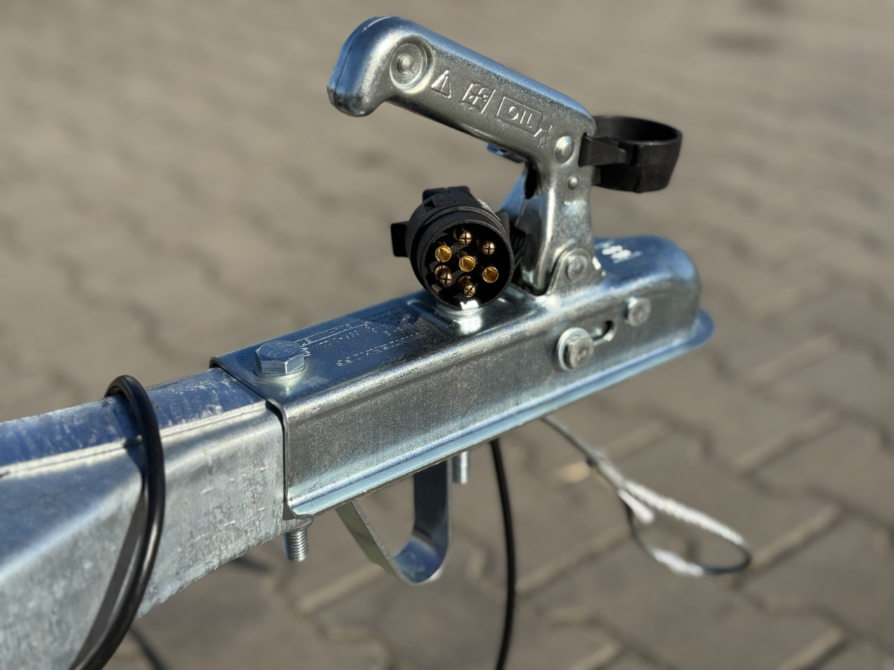 Új Autó utánfutó ZASŁAW 300T - przyczepa skrzyniowa 2 osie / 750kg: 16 kép. Új Autó utánfutó ZASŁAW 300T - przyczepa skrzyniowa 2 osie / 750kg: 16 kép.