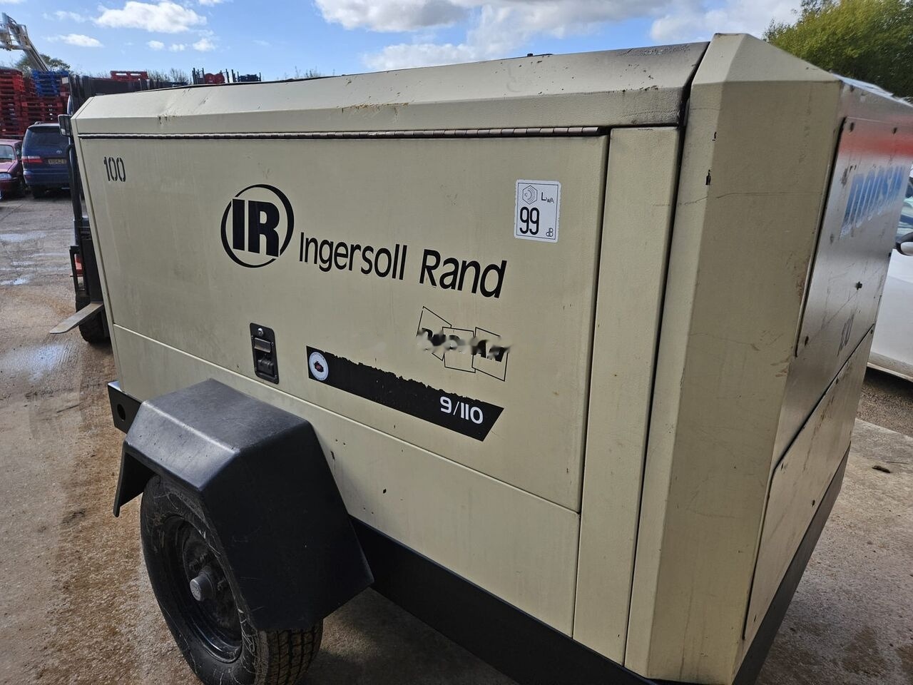 Ingersoll Rand 9/110 - Légkompresszor: 2 kép. Ingersoll Rand 9/110 - Légkompresszor: 2 kép.