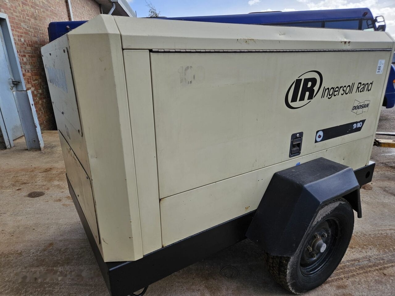 Ingersoll Rand 9/110 - Légkompresszor: 3 kép. Ingersoll Rand 9/110 - Légkompresszor: 3 kép.