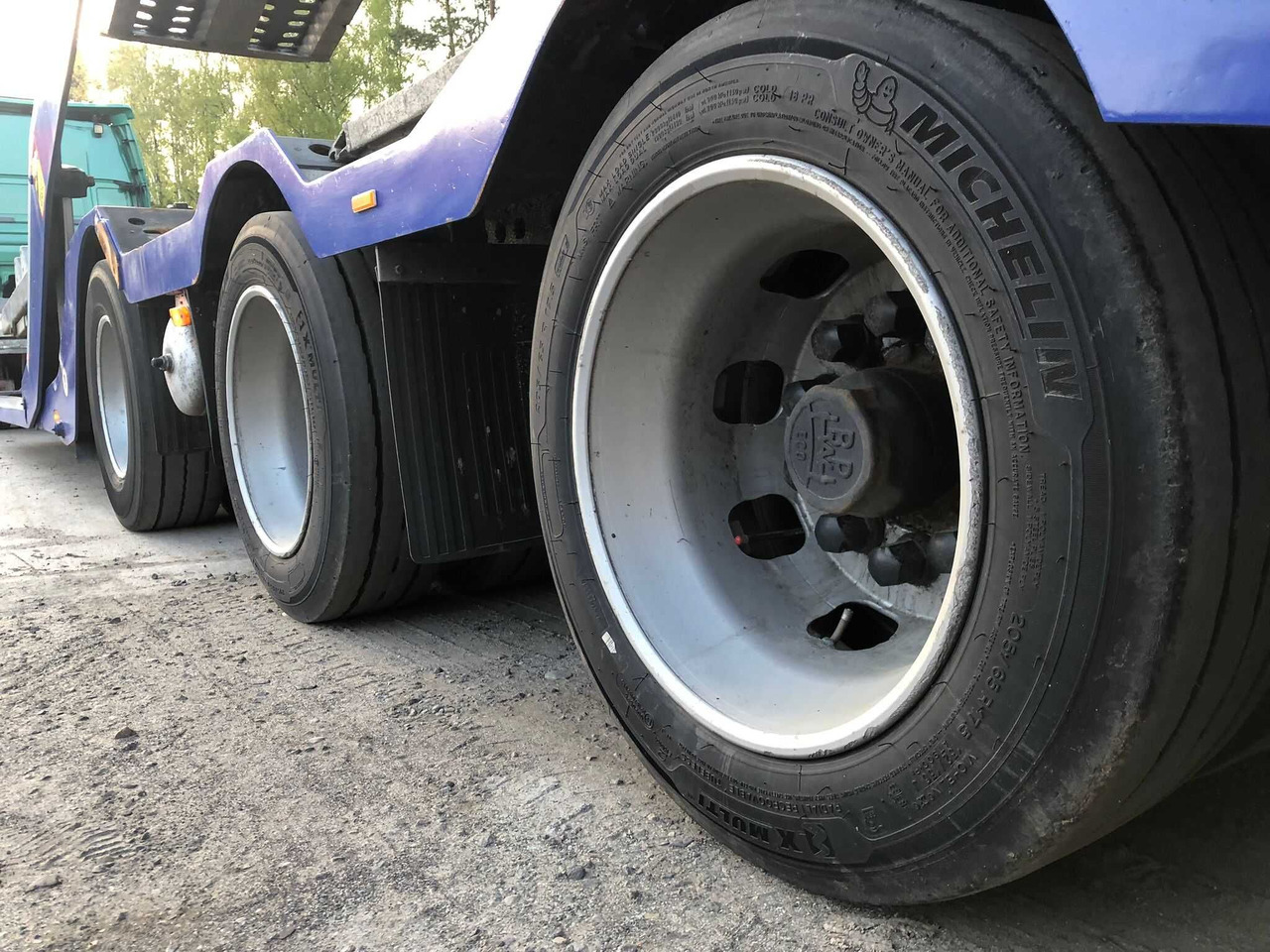 MAN TGA 26.440, Euro 5, FVG Autotransporter Autolaweta zestaw 6 osi - Autószállító teherautó: 4 kép. MAN TGA 26.440, Euro 5, FVG Autotransporter Autolaweta zestaw 6 osi - Autószállító teherautó: 4 kép.