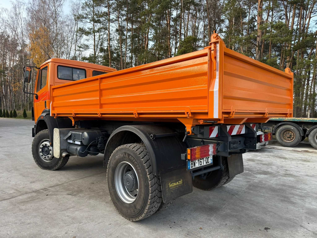 Mercedes SK 1824 AK, 4x4, Allroad , Kipper, 172 t.km , 1997, z Francji - Billenőplatós teherautó: 3 kép. Mercedes SK 1824 AK, 4x4, Allroad , Kipper, 172 t.km , 1997, z Francji - Billenőplatós teherautó: 3 kép.