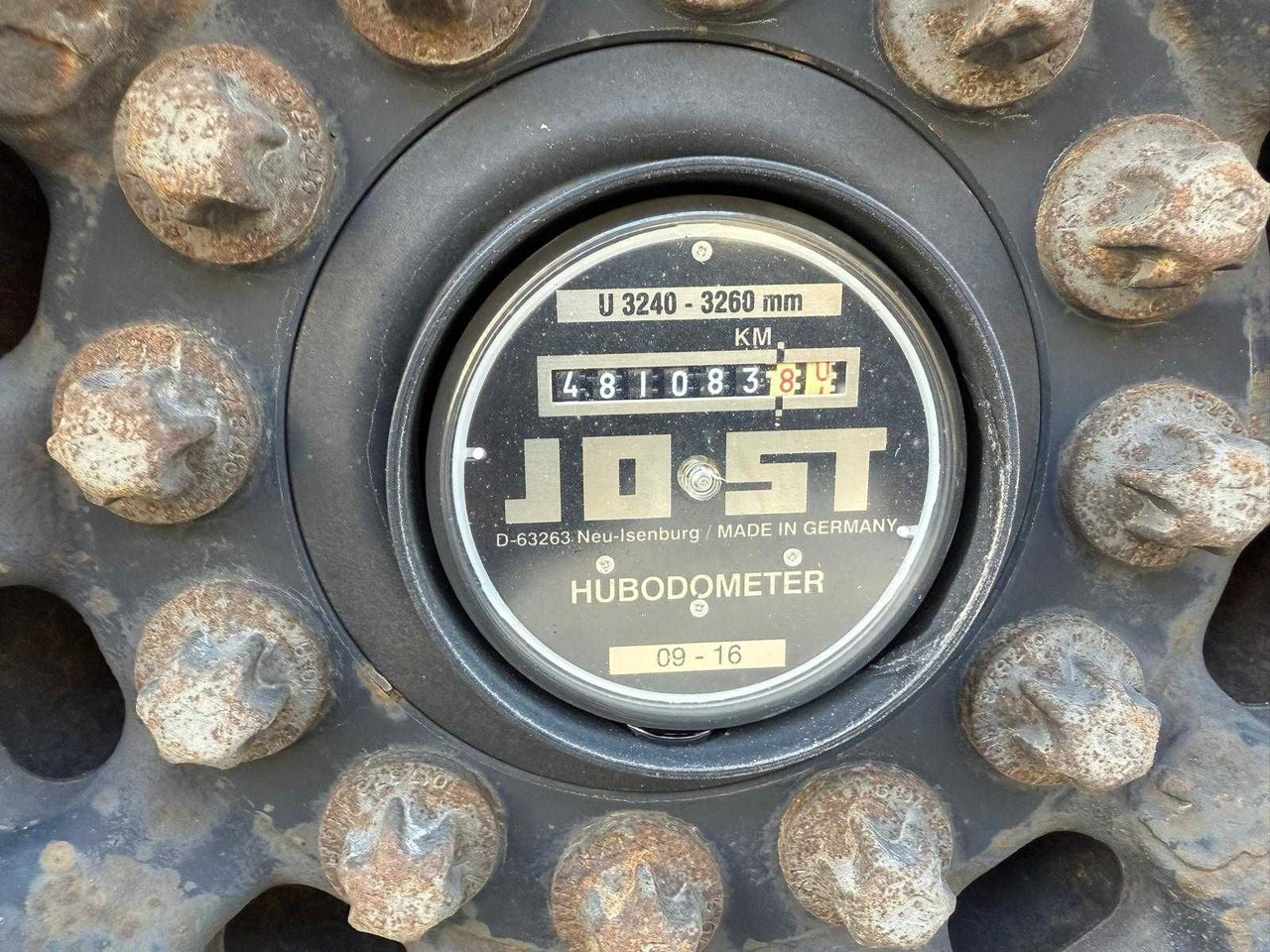 Schmitz Izoterma Kontener Box, 2017r, roleta , 481083 km , z Francji - Félpótkocsi dobozos: 3 kép. Schmitz Izoterma Kontener Box, 2017r, roleta , 481083 km , z Francji - Félpótkocsi dobozos: 3 kép.