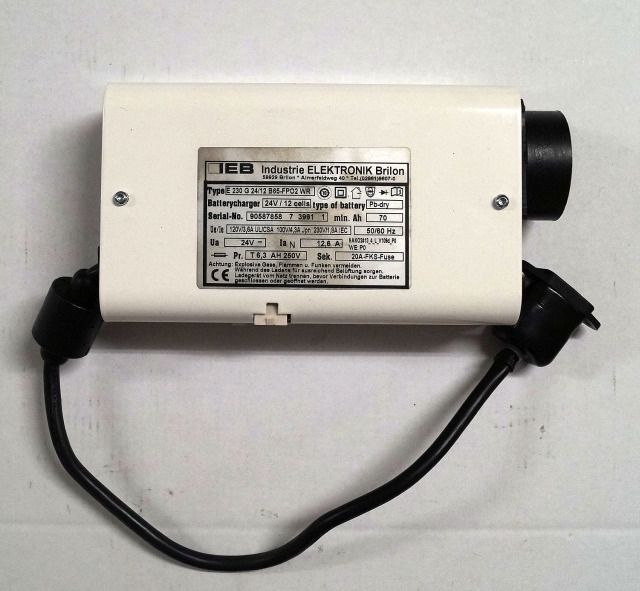 IEB 90587858 | IEB charger EFG 230 G 24/12 B65-FP02 WR 24V12,6A 220V 50/60Hz fro - Akkumulátor - Anyagmozgató gép: 1 kép. IEB 90587858 | IEB charger EFG 230 G 24/12 B65-FP02 WR 24V12,6A 220V 50/60Hz fro - Akkumulátor - Anyagmozgató gép: 1 kép.