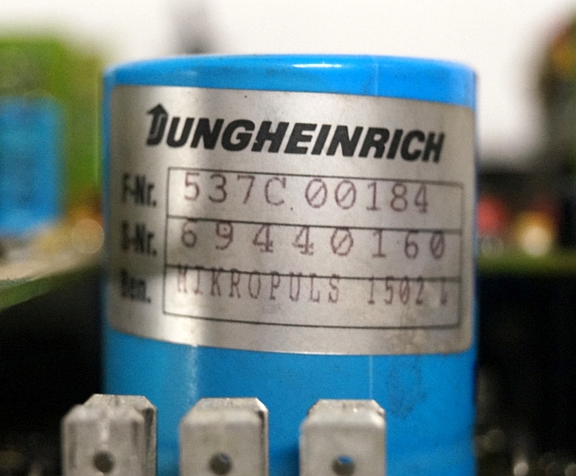Jungheinrich 50012299 | Controller MP1502L V3,41 sn. 537C00184 from ETV14 year 1 - ECU - Anyagmozgató gép: 4 kép. Jungheinrich 50012299 | Controller MP1502L V3,41 sn. 537C00184 from ETV14 year 1 - ECU - Anyagmozgató gép: 4 kép.