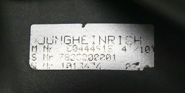 Jungheinrich 50444915 | Control levers with side shift function for ETV year 200 - Elektromos rendszer - Anyagmozgató gép: 4 kép. Jungheinrich 50444915 | Control levers with side shift function for ETV year 200 - Elektromos rendszer - Anyagmozgató gép: 4 kép.