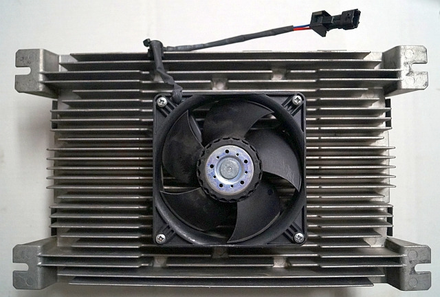 Jungheinrich 51159321 | Rij/hef regeling drive/lifting controller AS4814Ik Index - ECU - Anyagmozgató gép: 2 kép. Jungheinrich 51159321 | Rij/hef regeling drive/lifting controller AS4814Ik Index - ECU - Anyagmozgató gép: 2 kép.