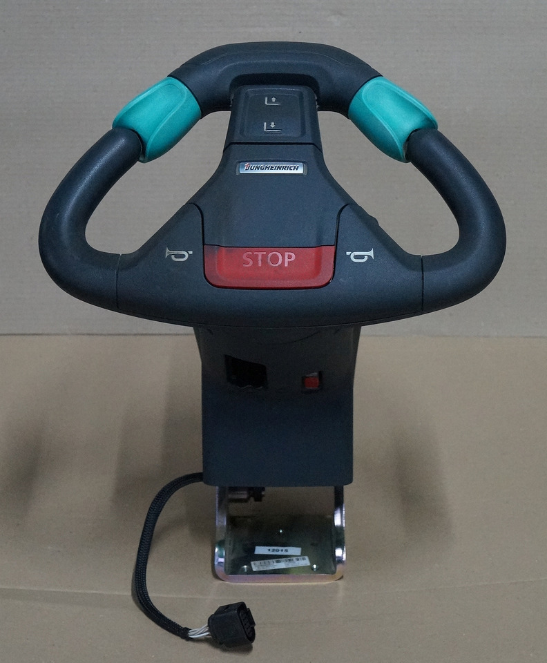 Jungheinrich 51343366 | Stuur unit compleet Steering unit complete with steering - Elektromos rendszer - Anyagmozgató gép: 1 kép. Jungheinrich 51343366 | Stuur unit compleet Steering unit complete with steering - Elektromos rendszer - Anyagmozgató gép: 1 kép.