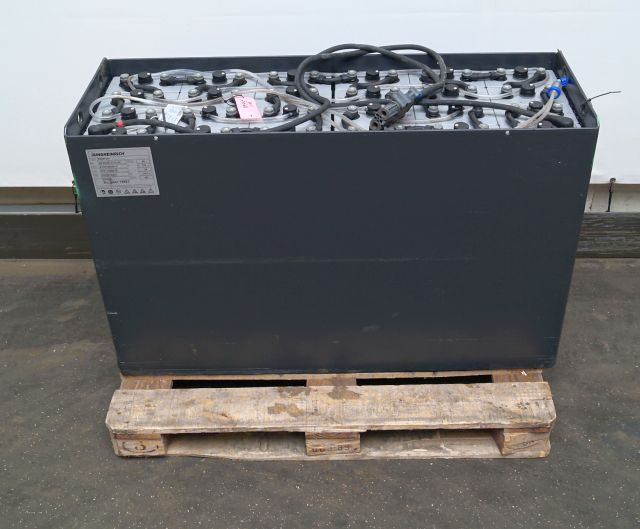 Jungheinrich unknown | Battery 48V775Ah 05-EPZS775SL Year 2022 weight 1141 kg sn  - Akkumulátor - Anyagmozgató gép: 1 kép. Jungheinrich unknown | Battery 48V775Ah 05-EPZS775SL Year 2022 weight 1141 kg sn  - Akkumulátor - Anyagmozgató gép: 1 kép.