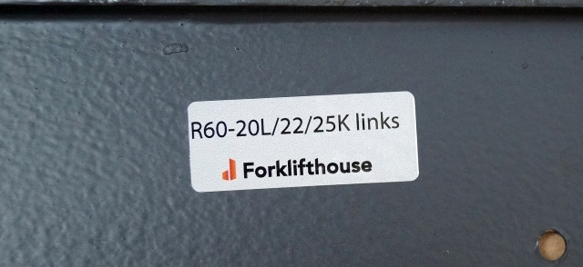 Still 0606575 | R60-20L/22/25K links left - Karosszéria és külső - Anyagmozgató gép: 3 kép. Still 0606575 | R60-20L/22/25K links left - Karosszéria és külső - Anyagmozgató gép: 3 kép.