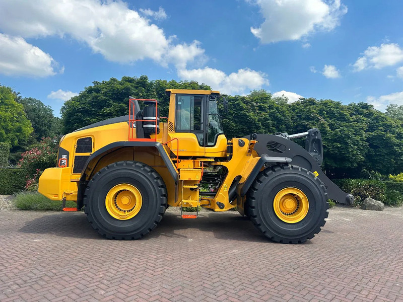 Volvo L260 H UNUSED - Gumikerekes homlokrakodó: 5 kép. Volvo L260 H UNUSED - Gumikerekes homlokrakodó: 5 kép.