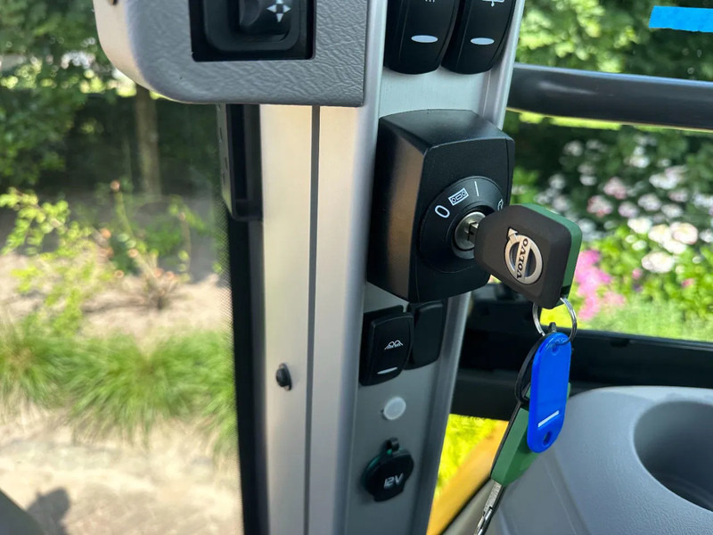 Új Gumikerekes homlokrakodó Volvo L90 H UNUSED: 19 kép.