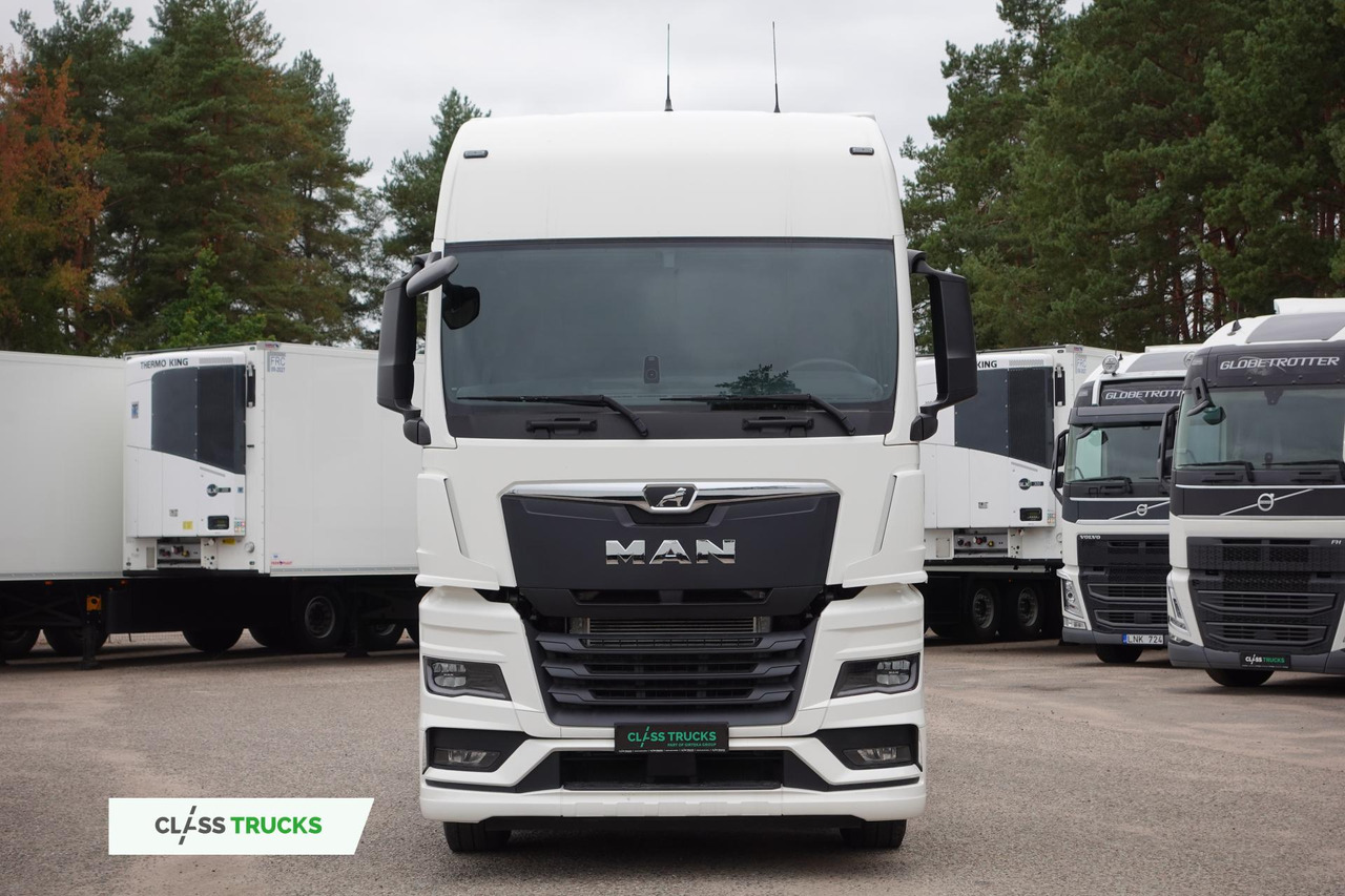 MAN TGX 18.480 GX ACC - Nyergesvontató: 2 kép. MAN TGX 18.480 GX ACC - Nyergesvontató: 2 kép.