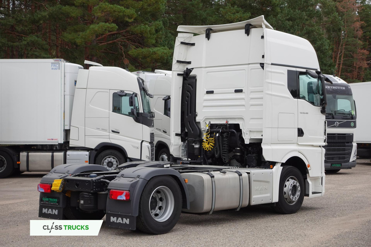MAN TGX 18.480 GX ACC - Nyergesvontató: 4 kép. MAN TGX 18.480 GX ACC - Nyergesvontató: 4 kép.