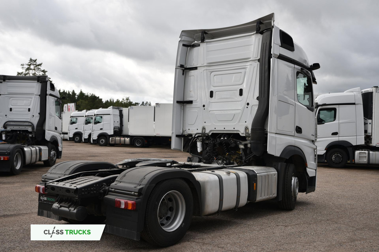Mercedes-Benz Actros 5 1845 BigSpace - Nyergesvontató: 4 kép. Mercedes-Benz Actros 5 1845 BigSpace - Nyergesvontató: 4 kép.