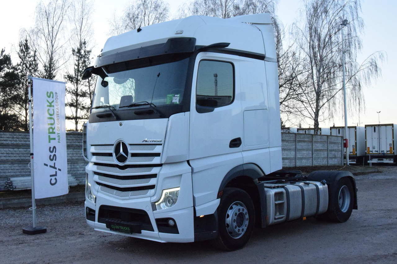 Mercedes-Benz Actros 5 1845 BigSpace - Nyergesvontató: 1 kép. Mercedes-Benz Actros 5 1845 BigSpace - Nyergesvontató: 1 kép.