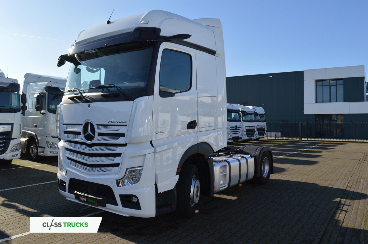 Mercedes-Benz Actros 5 1845 BigSpace - Nyergesvontató: 1 kép. Mercedes-Benz Actros 5 1845 BigSpace - Nyergesvontató: 1 kép.