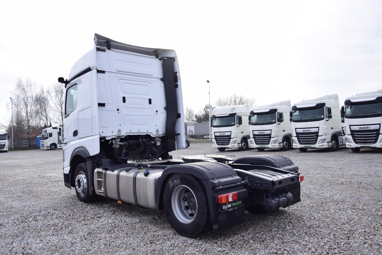 Nyergesvontató Mercedes-Benz Actros 5 1845 BigSpace: 6 kép.