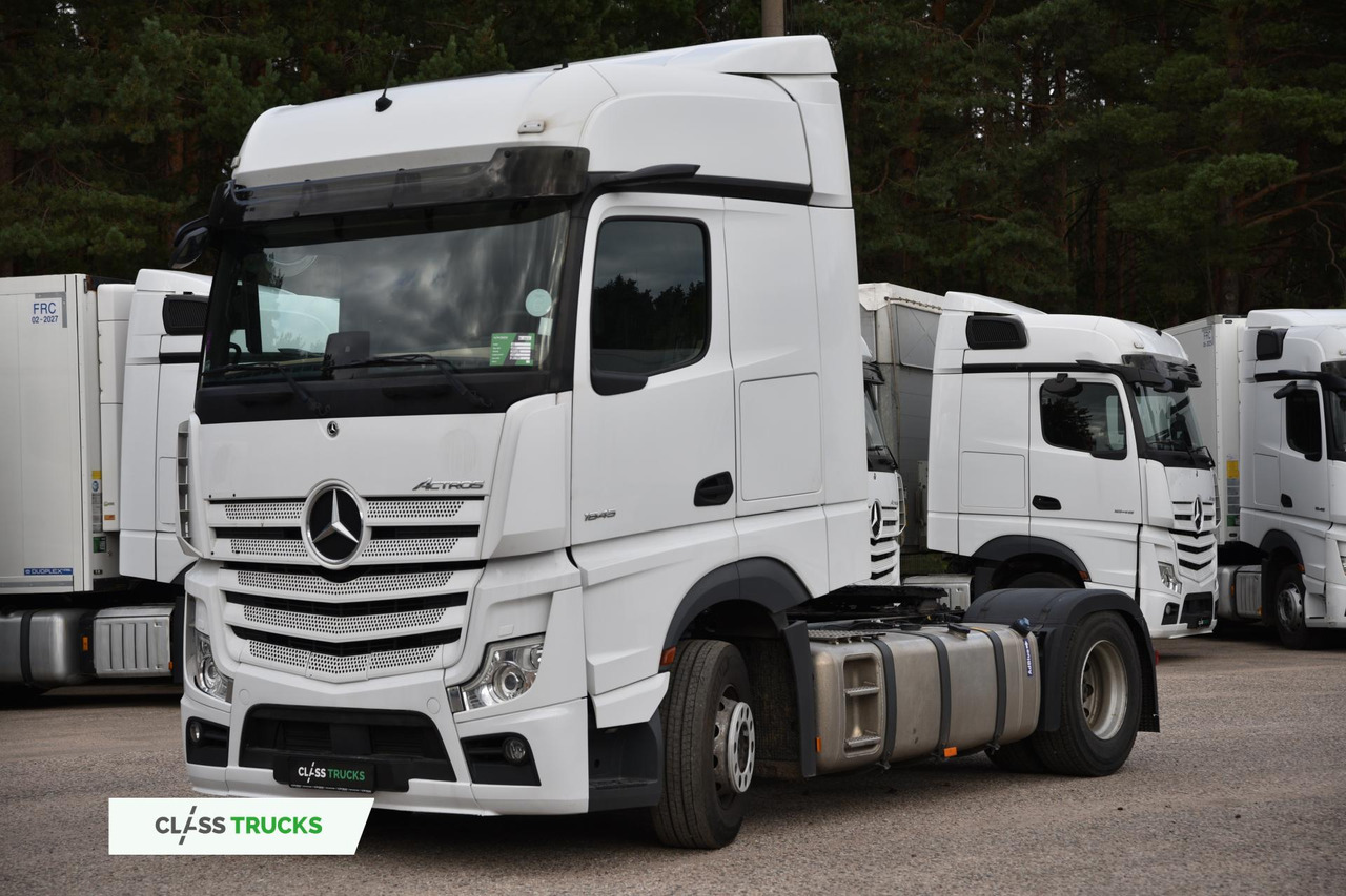 Mercedes-Benz Actros 5 1845 BigSpace - Nyergesvontató: 1 kép. Mercedes-Benz Actros 5 1845 BigSpace - Nyergesvontató: 1 kép.