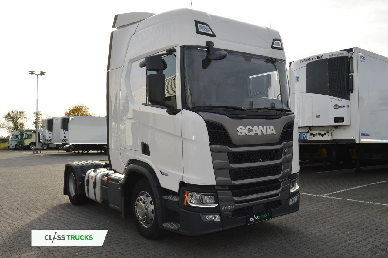 Scania R460 CR20H Adaptice Cruise Control - Nyergesvontató: 3 kép. Scania R460 CR20H Adaptice Cruise Control - Nyergesvontató: 3 kép.
