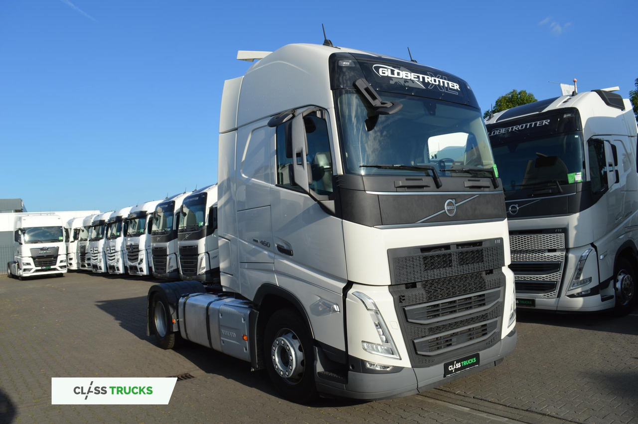 Volvo FH 460 Globetrotter XL i-Save I-ParkCool - Nyergesvontató: 3 kép. Volvo FH 460 Globetrotter XL i-Save I-ParkCool - Nyergesvontató: 3 kép.