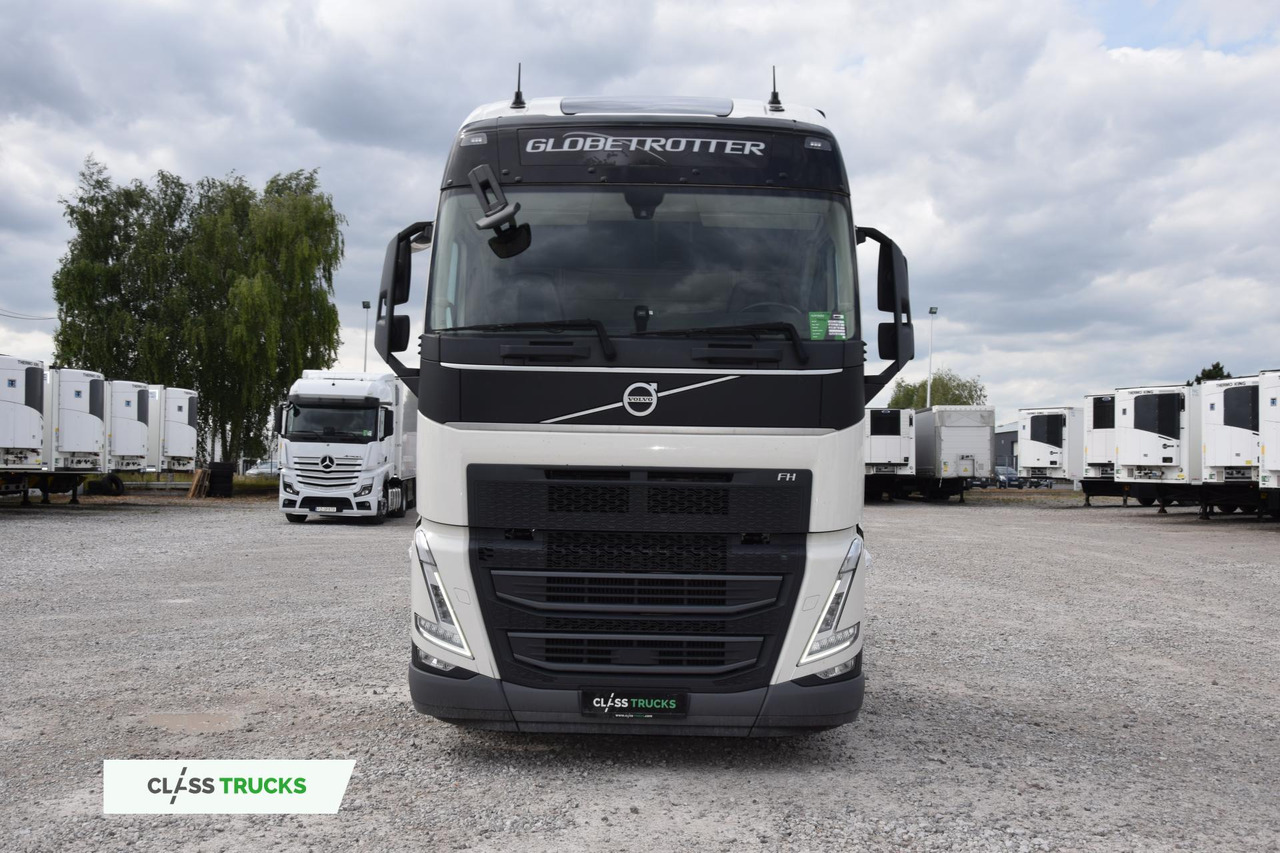 Volvo FH 460 Globetrotter XL i-Save - Nyergesvontató: 2 kép. Volvo FH 460 Globetrotter XL i-Save - Nyergesvontató: 2 kép.