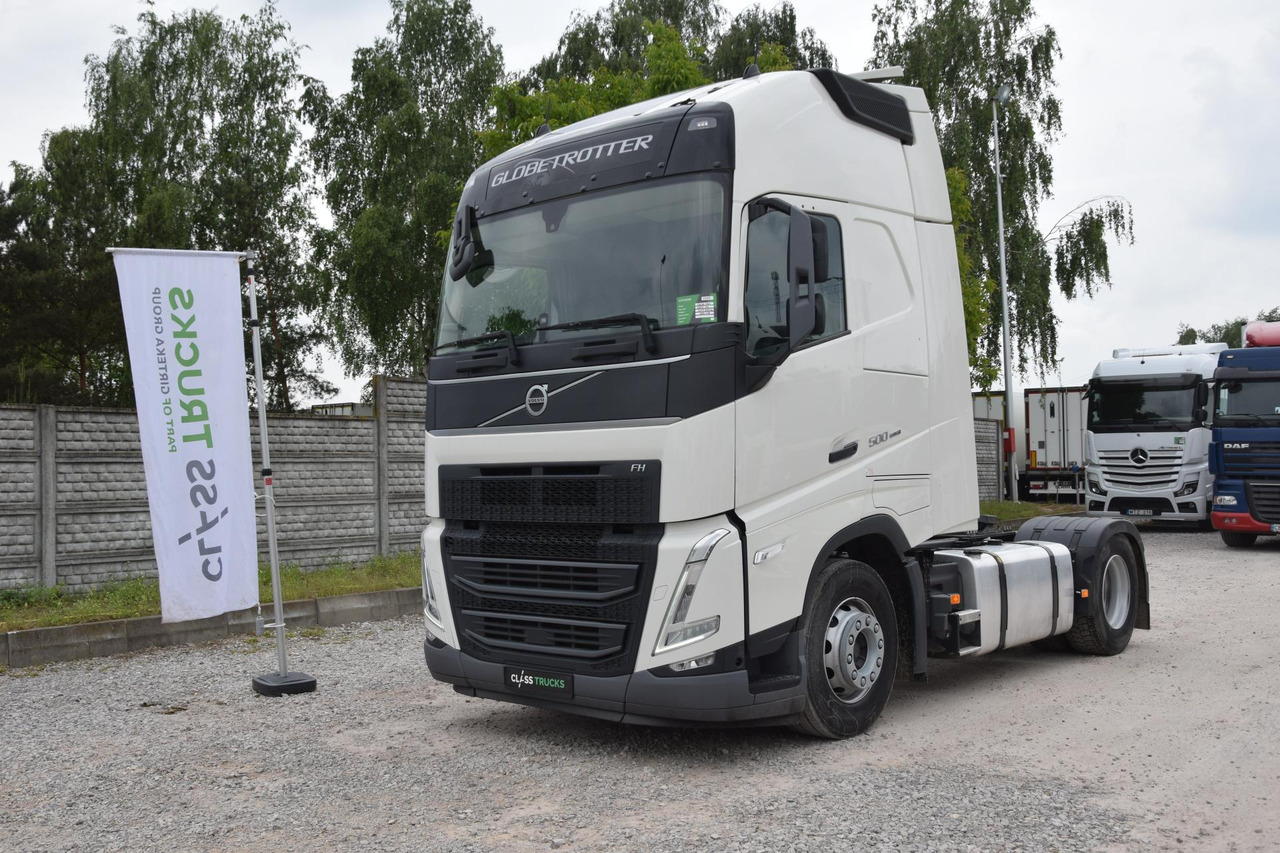 Volvo FH 500 Globetrotter XL - Nyergesvontató: 1 kép. Volvo FH 500 Globetrotter XL - Nyergesvontató: 1 kép.