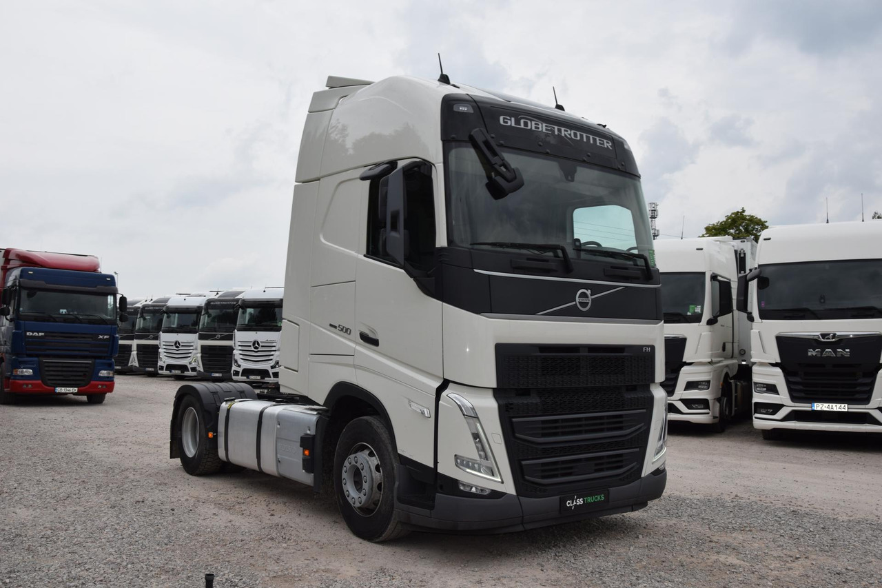 Volvo FH 500 Globetrotter XL - Nyergesvontató: 3 kép. Volvo FH 500 Globetrotter XL - Nyergesvontató: 3 kép.