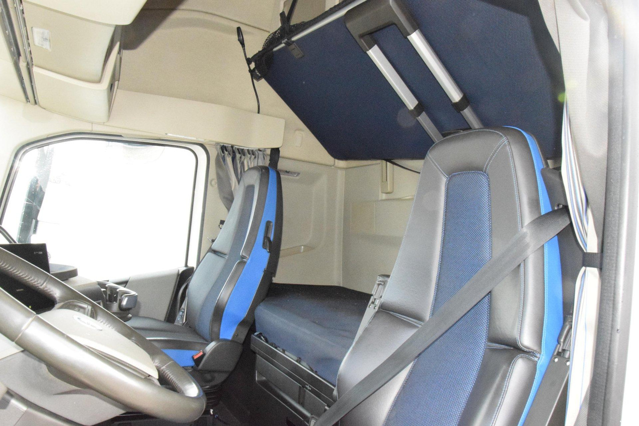 Nyergesvontató Volvo FH 500 Globetrotter XL: 9 kép.