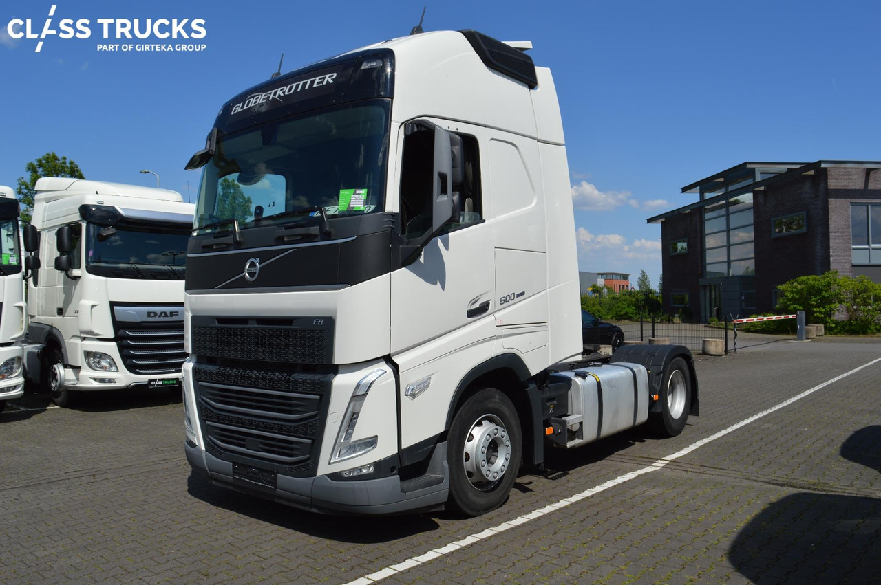 Volvo FH 500 Globetrotter XL - Nyergesvontató: 1 kép. Volvo FH 500 Globetrotter XL - Nyergesvontató: 1 kép.