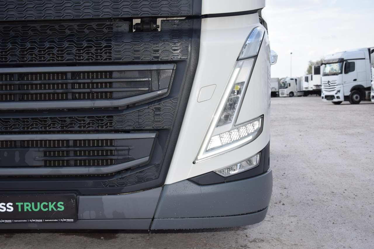Nyergesvontató Volvo FH 500 Globetrotter XL Varios: 7 kép.