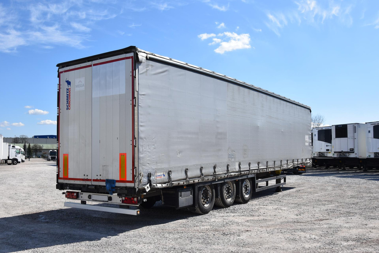 Schmitz Cargobull SCS24/L Varios - Ponyvás félpótkocsi: 4 kép. Schmitz Cargobull SCS24/L Varios - Ponyvás félpótkocsi: 4 kép.